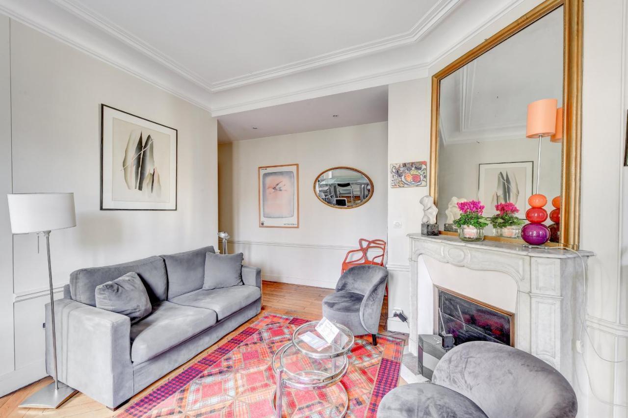 Appartement Lecourbe - Appt Spacieux Dans Le 15eme Parijs