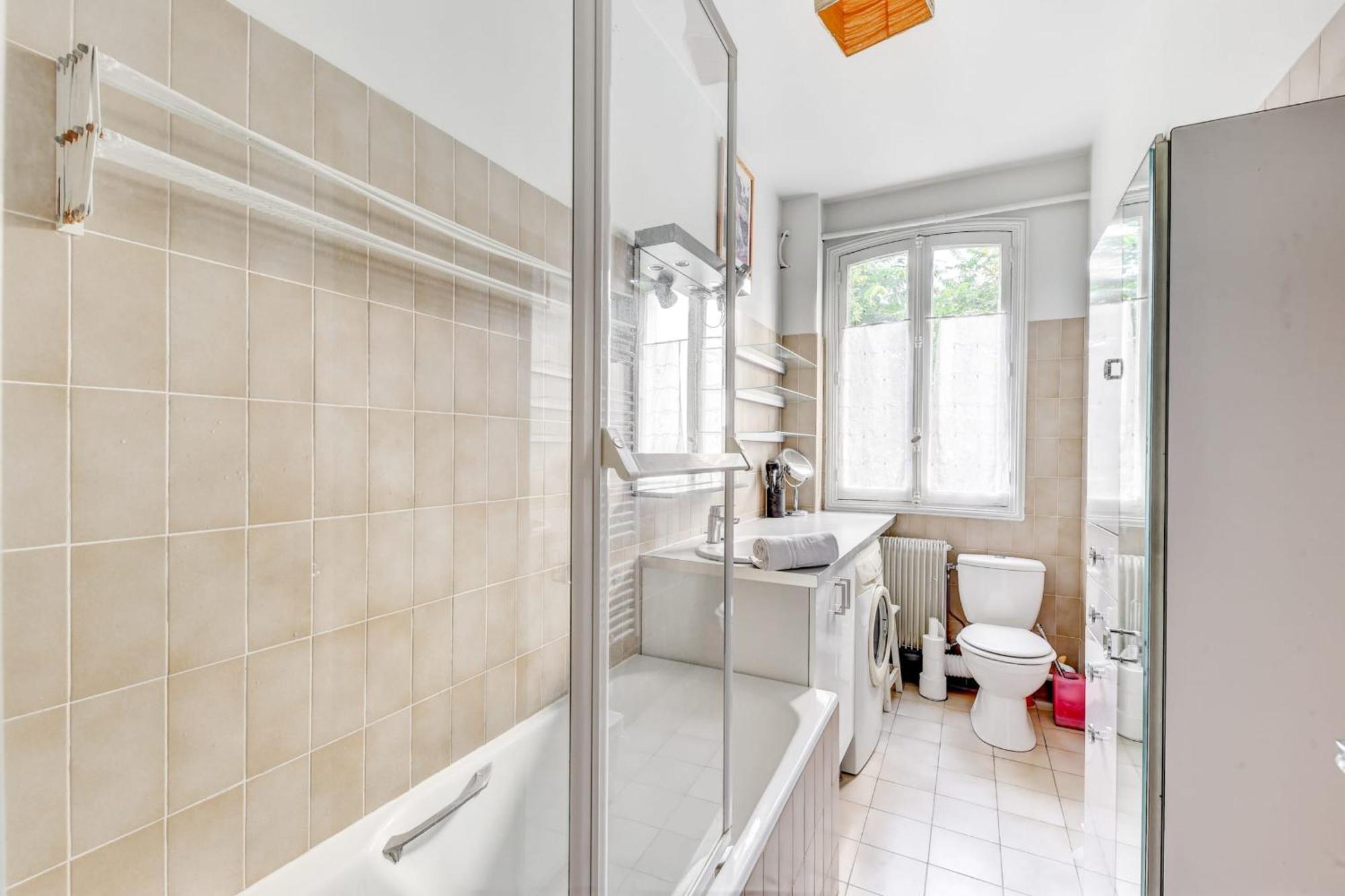 Lecourbe - Appt Spacieux Dans Le 15eme Appartement