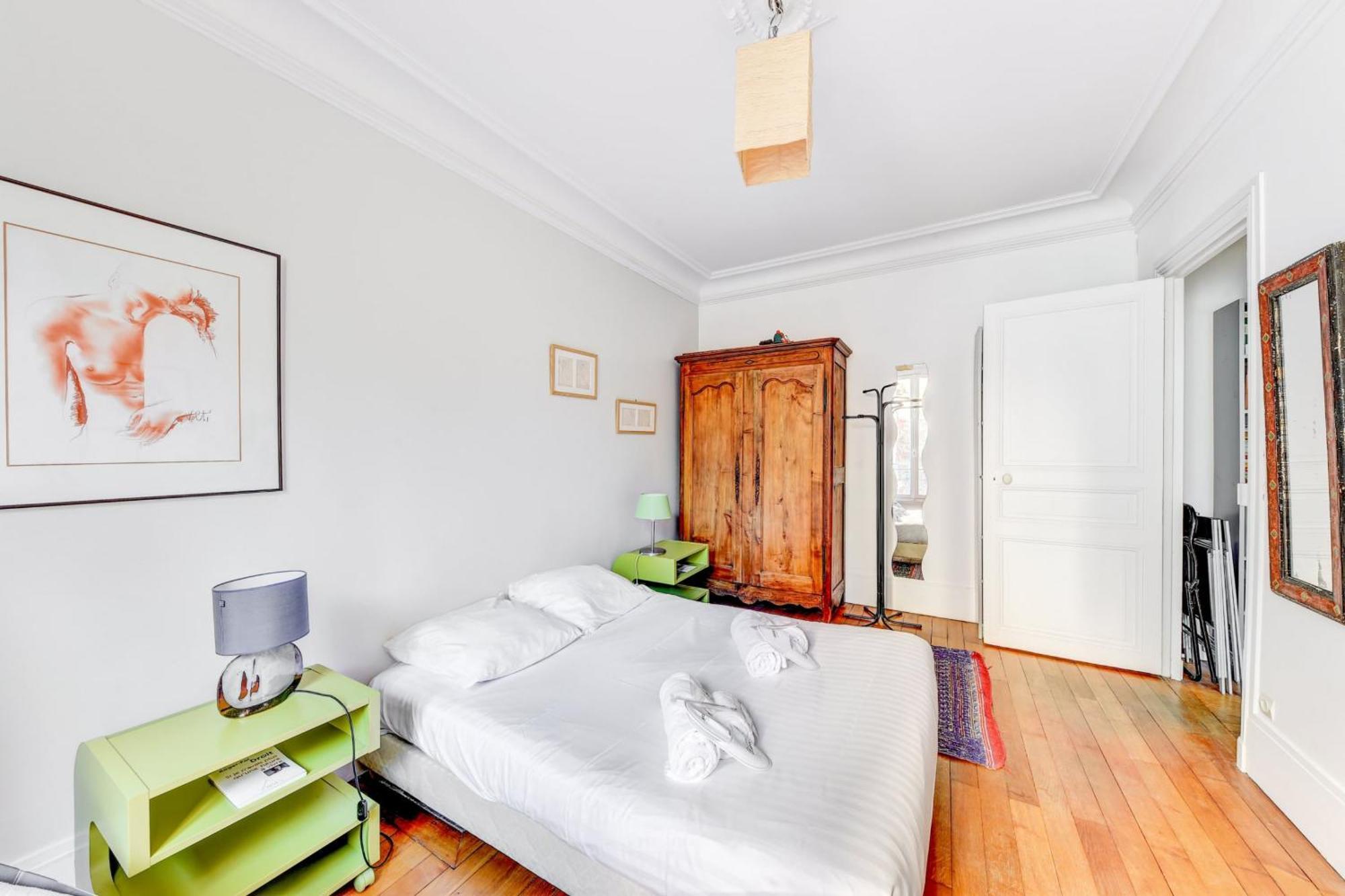 Spacieux Dans Le 15e Arr 2chambres Appartement